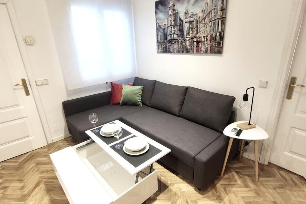 Lovely Apartment In Madrid Center Eksteriør bilde
